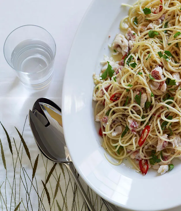 Spaghetti with red mullet, chilli and garlic