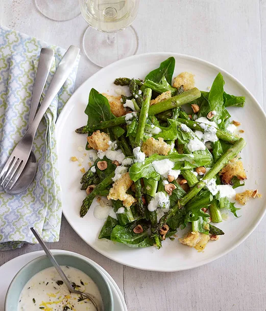 Roast asparagus, chicory and goat&rsquo;s cheese salad