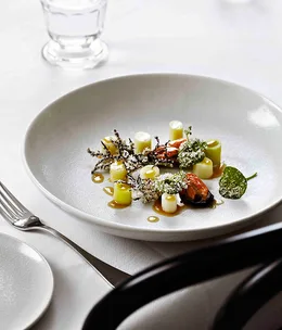 Steamed leeks, burnt butter and almonds, mussels