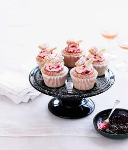 Brown sugar butterfly cakes with raspberry cream
