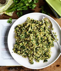 Green rice pilaf with coriander and onions
