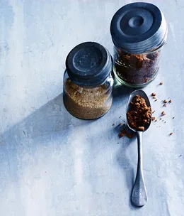 How to bake with unrefined sugars