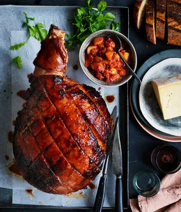 Peach and bourbon-glazed ham with fresh peach relish