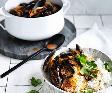 Mussels with lap cheong and wood-ear mushrooms