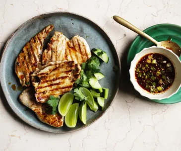 Pounded chicken with jaew