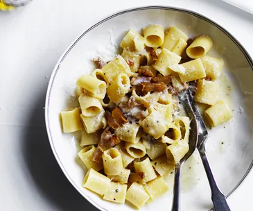 Mezze maniche alla gricia