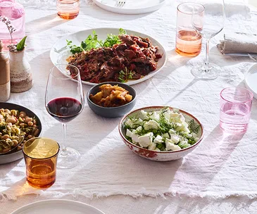 Goat's cheese salad with fennel and peas