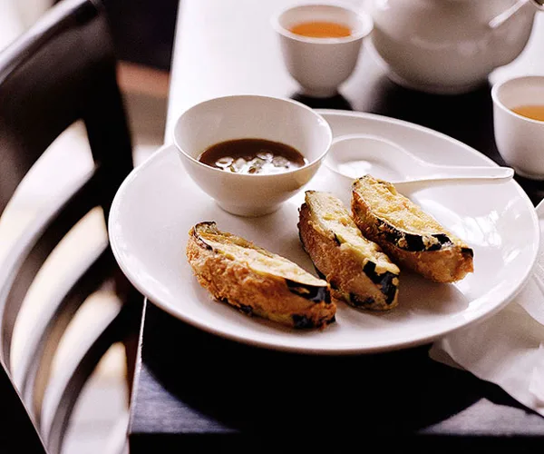 Eggplant stuffed with taro