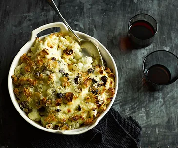 Cauliflower mac and cheese with hazelnuts
