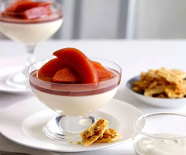 Honey panna cotta with spiced quince, cinnamon yoghurt cream and honeycomb