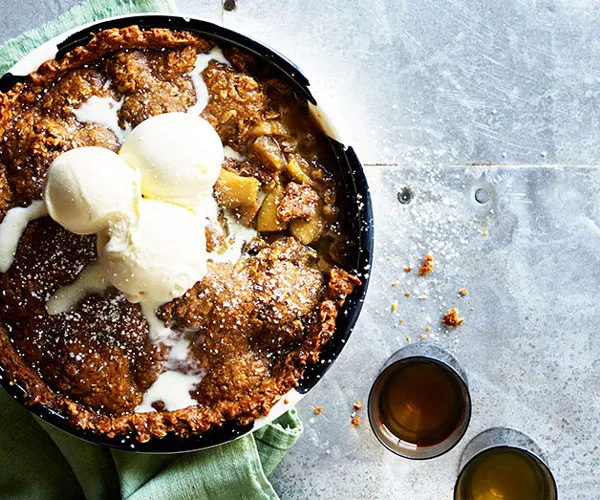 Apple Anzac pie