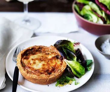 Potato, leek and Gruyère pies