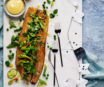 Hot-smoked mullet with zucchini flowers, peas and mint