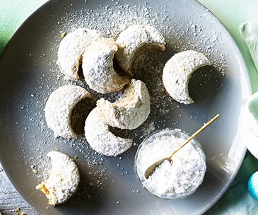 Orange and almond shortbread