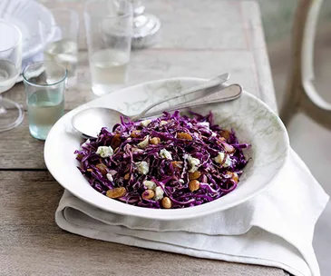 Red cabbage and hazelnut salad