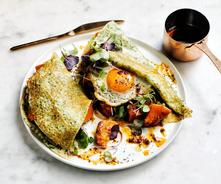 Mixed seed and spice cr&ecirc;pes with roasted pumpkin