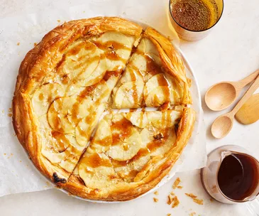 Apple tart with Pedro Ximénez and quince syrup