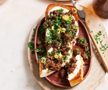 Spanish-style chopped steak open sandwich recipe