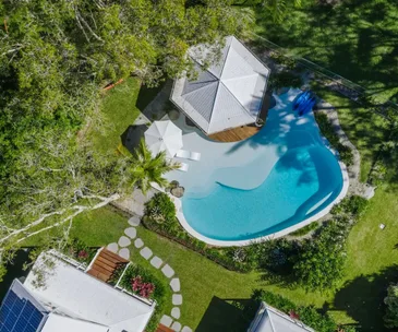 6 luxe Airbnbs in Cairns for your tropical getaway up north