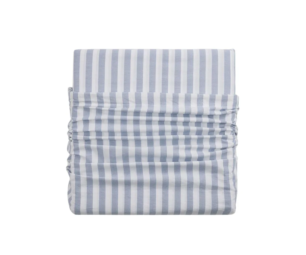 Country road blue striped bed linen.