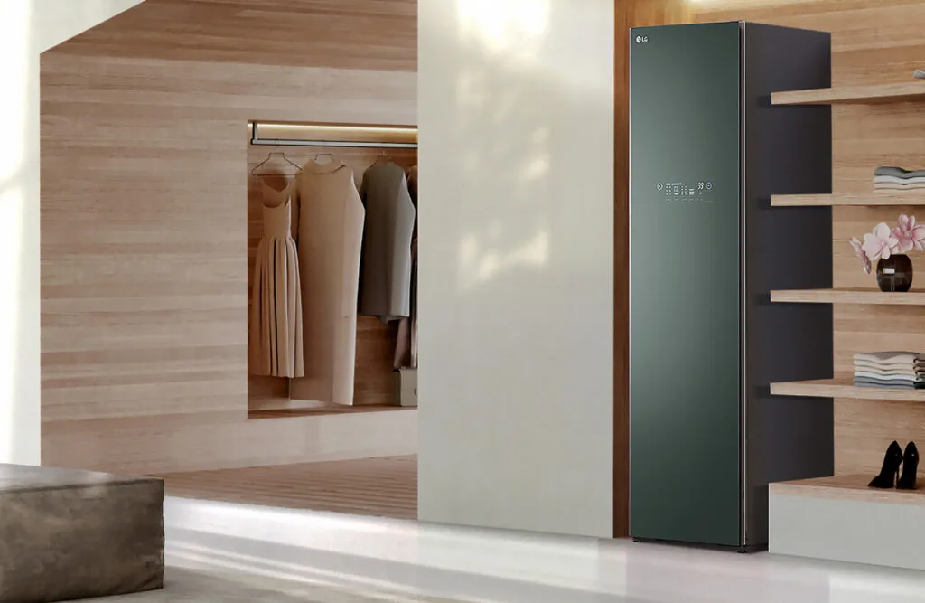 Lifestyle shot of the LG Styler in a wardrobe