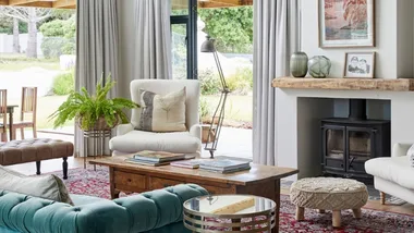 9 ways to achieve living room cosiness all year round