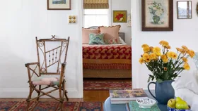 3 tips for unearthing valuable vintage homewares like a pro