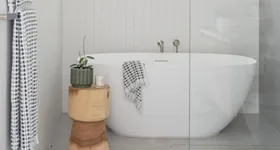 9 cleaning mistakes everybody makes in their bathroom