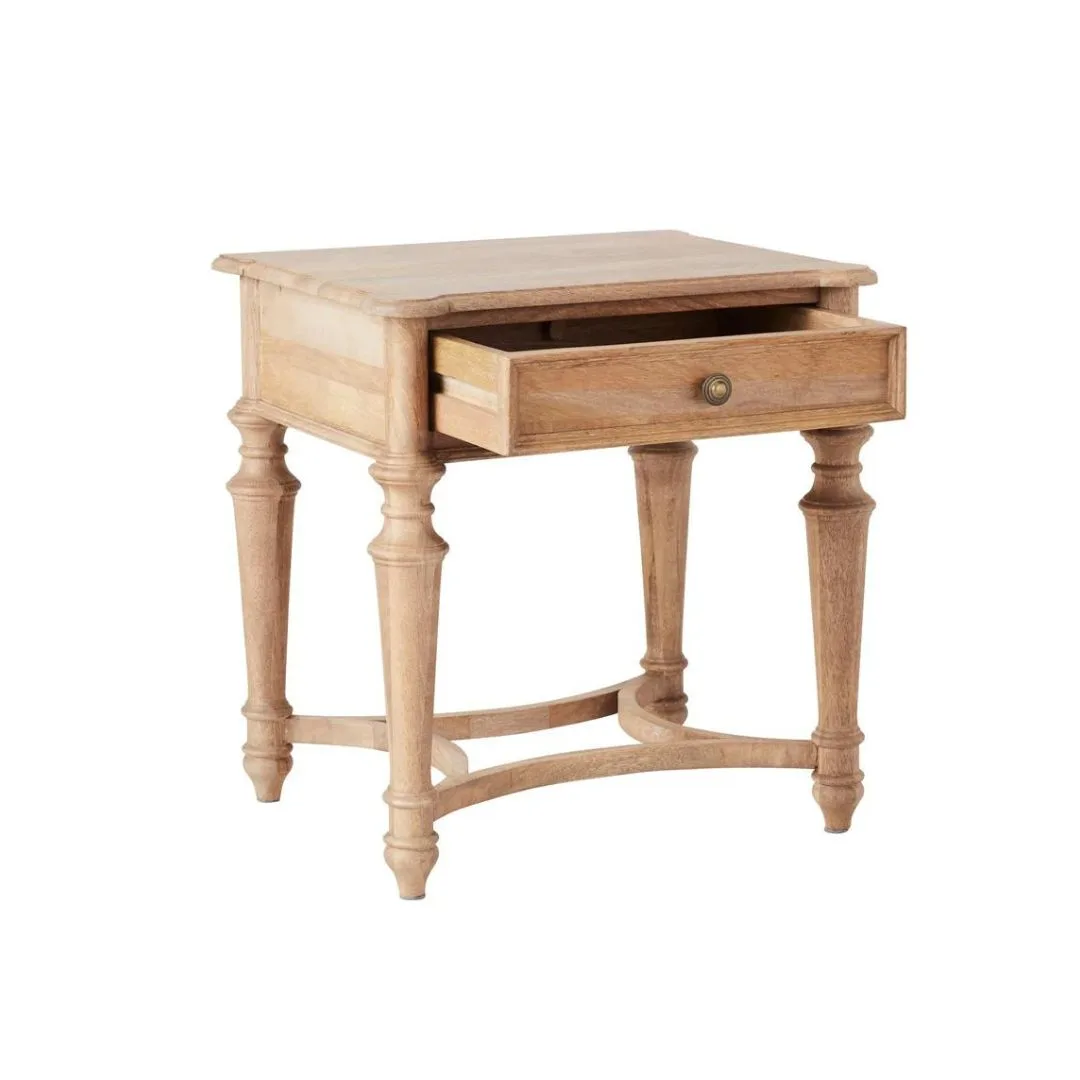 Hamptons style furniture