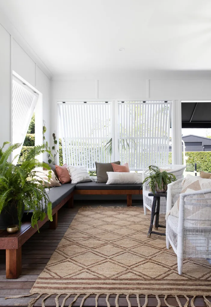 Blinds in an outdoor room.