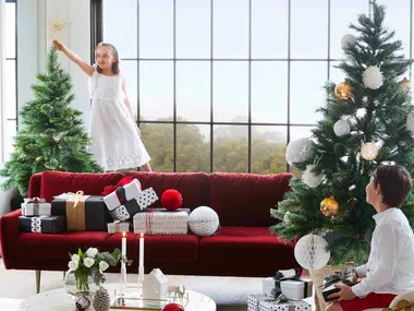A merry Christmas home fit for royalty