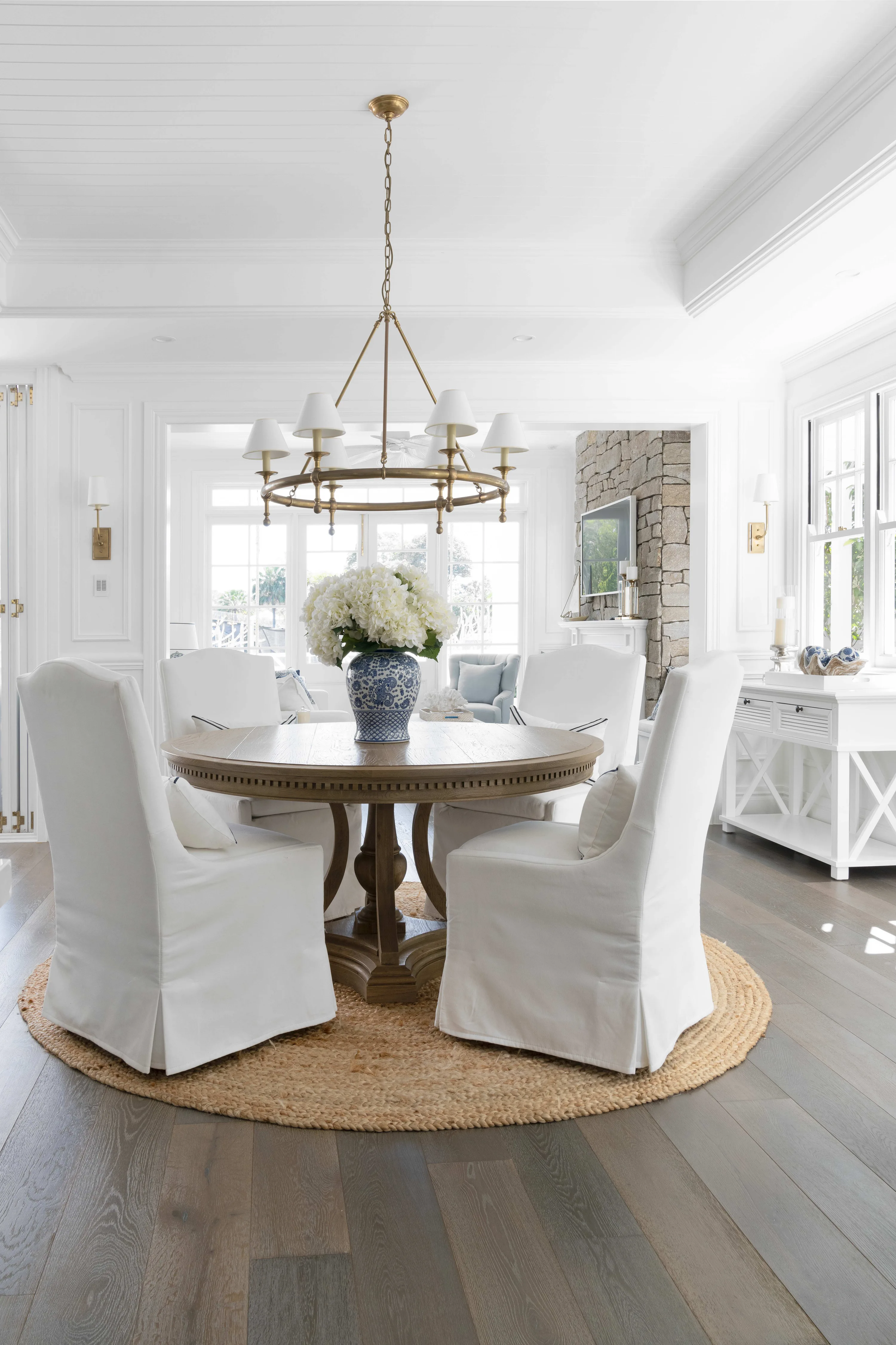 HamptonsInspired Family Oasis on the Sunshine Coast — free download