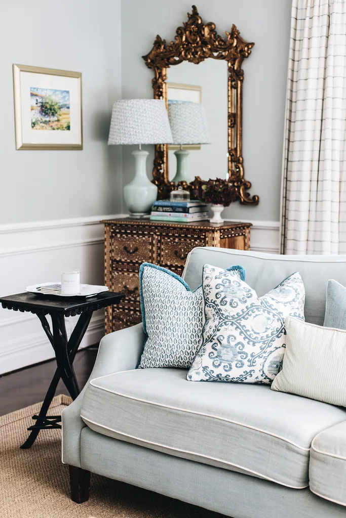 Grand Hamptons style living room