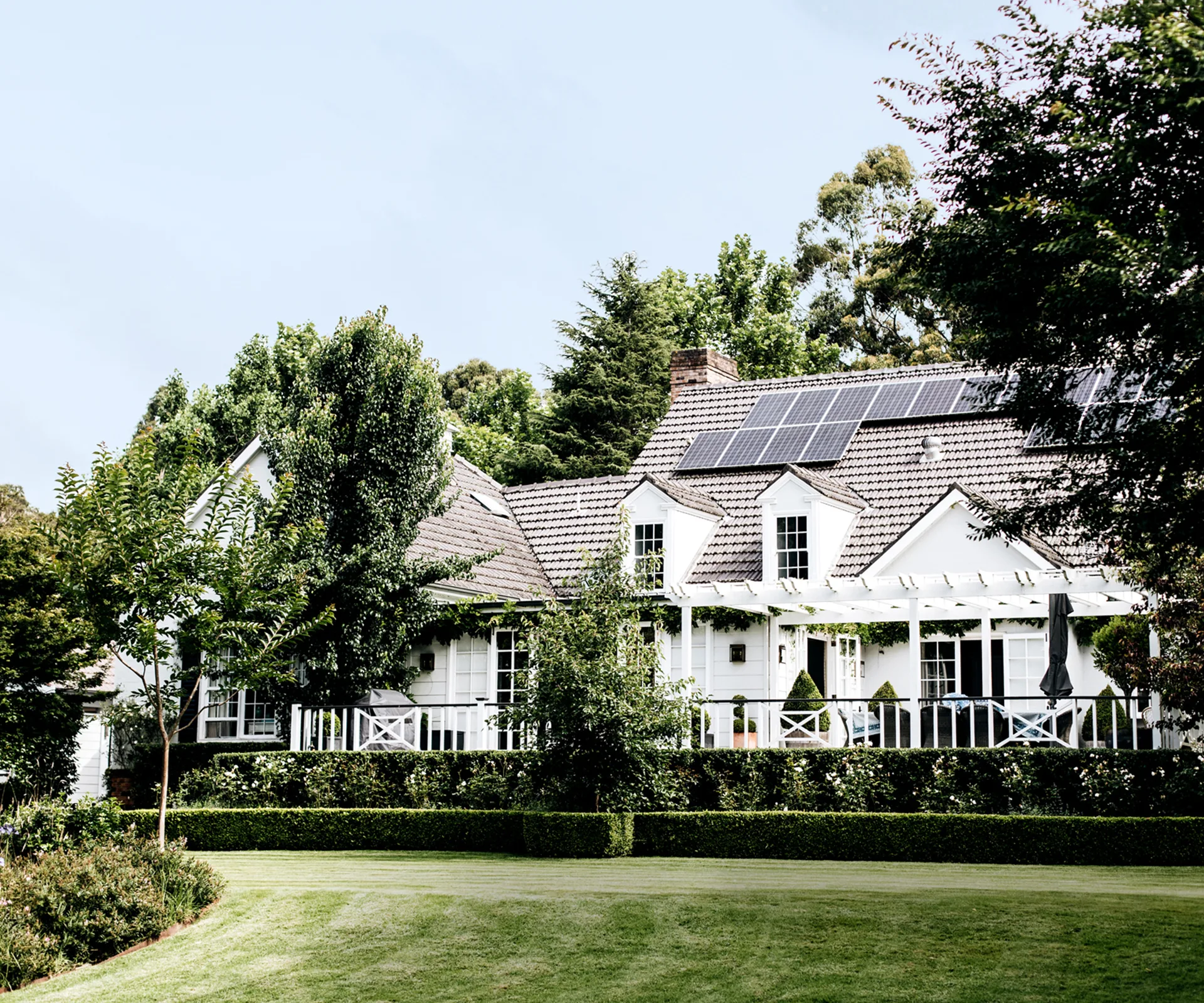 Grand hamptons cottage in the Southern Highlands