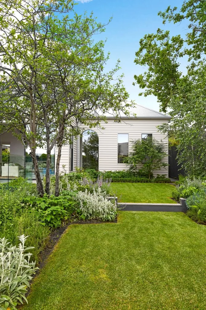 heritage home Melbourne garden