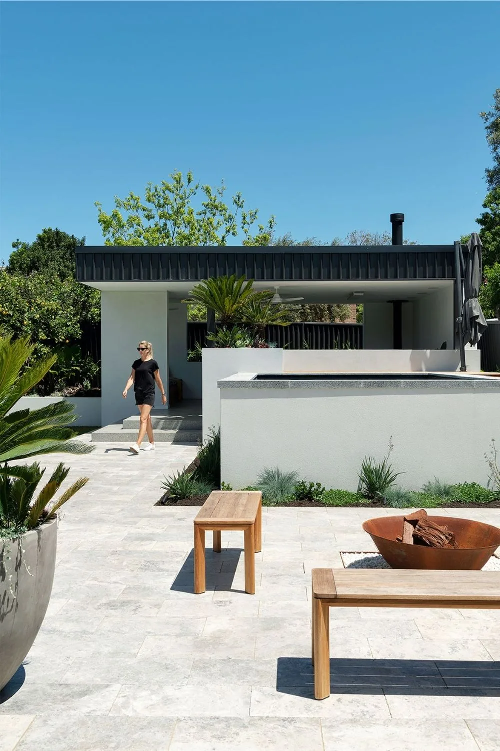 Large backyard with a fire pit