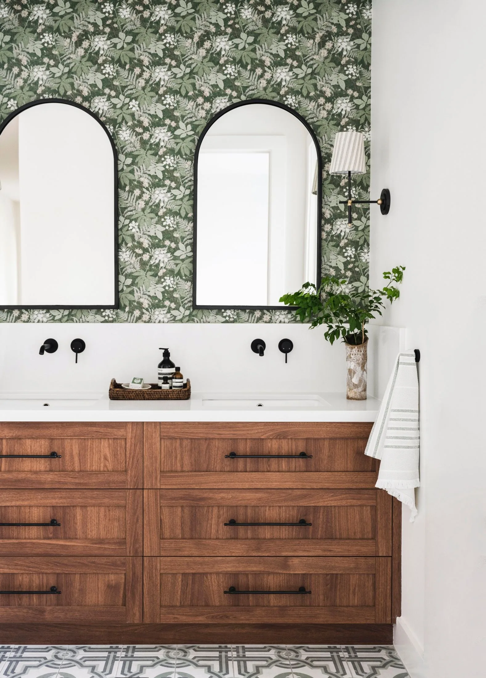 modern farmhouse family bathroom