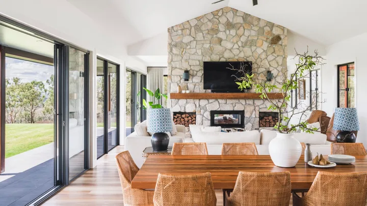 modern farmhouse dining room