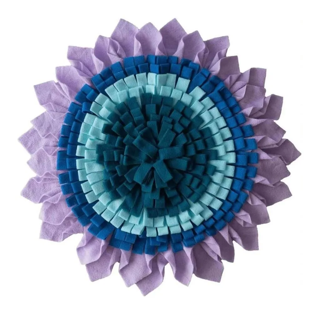 Iris snuffle mat