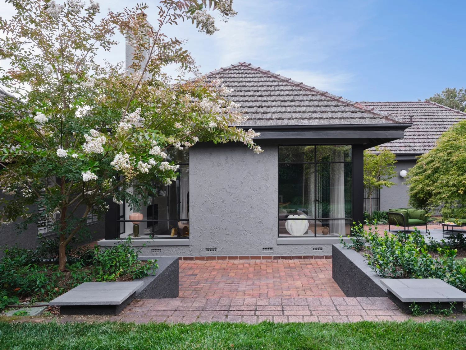 art deco cottage garden