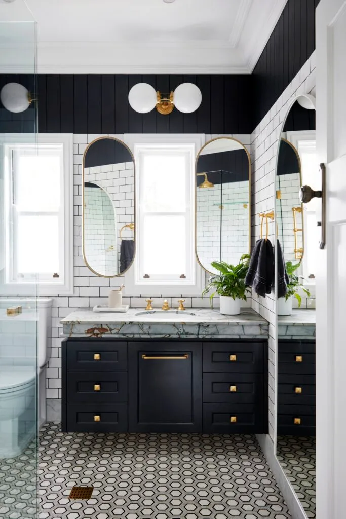 hamptons inspired bungalow upper north shore guest bathroom quartzite vanity