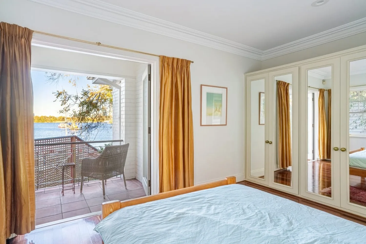 Jane Lu home Birchgrove bedroom