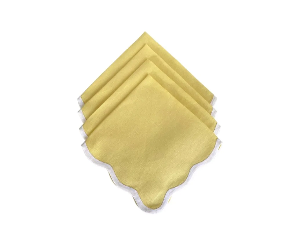 Scalloped linen napkin in Amalfi Yellow