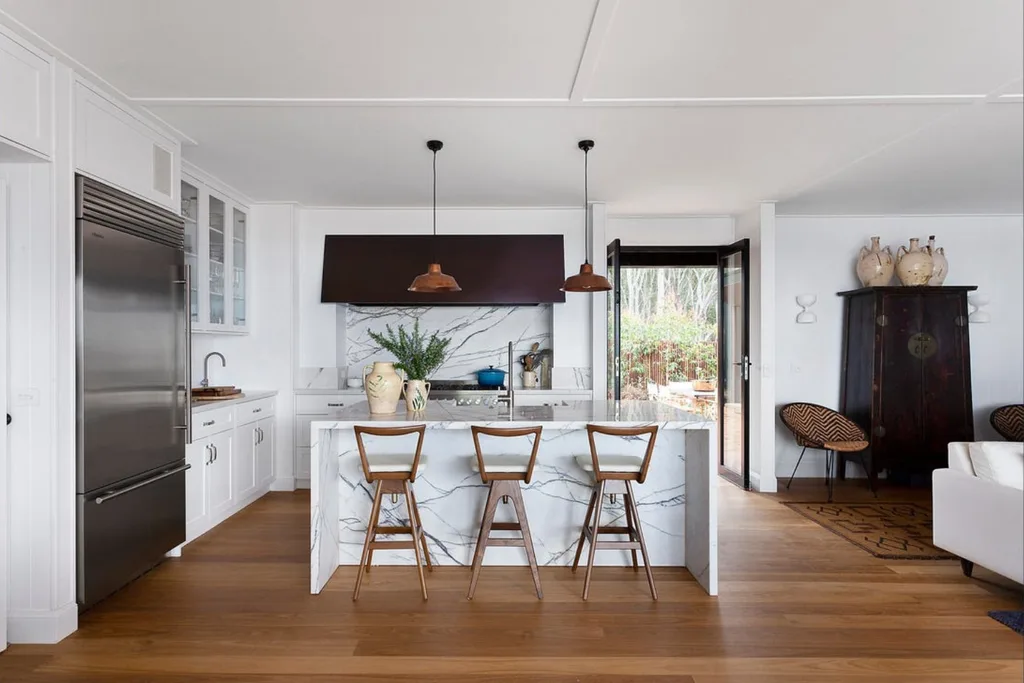 Collette Dinnigan Rosedale Beach House Kitchen 