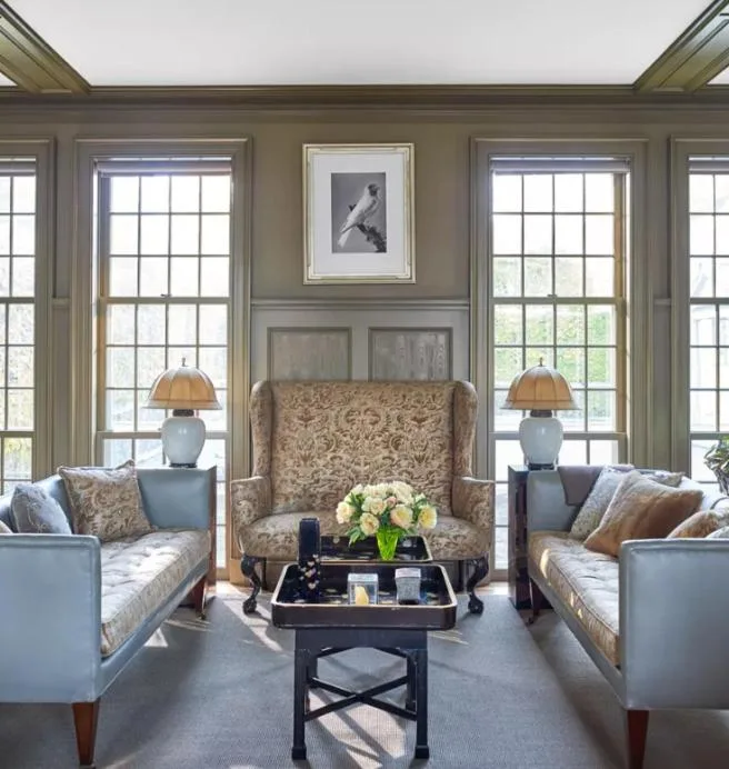 Martha Stewart farm stay lounge room