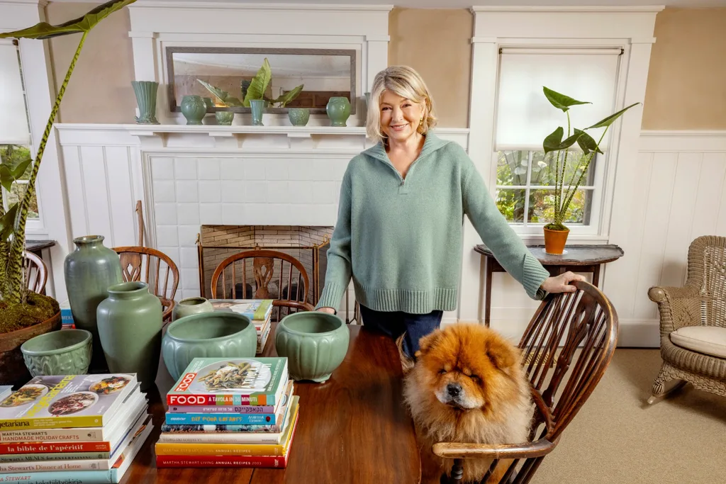 Martha Stewart Thanksgiving Farm Stay dining table