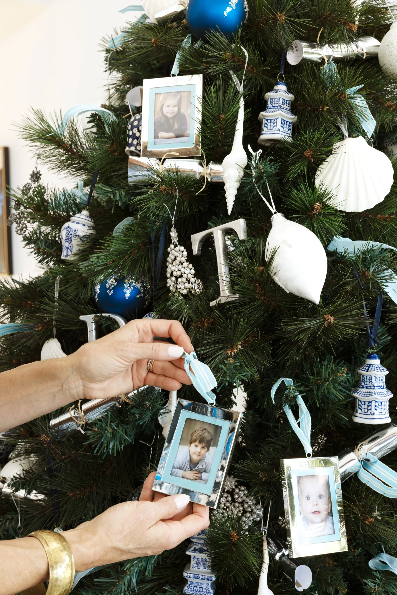 Melinda Hartwright Christmas Decorating 