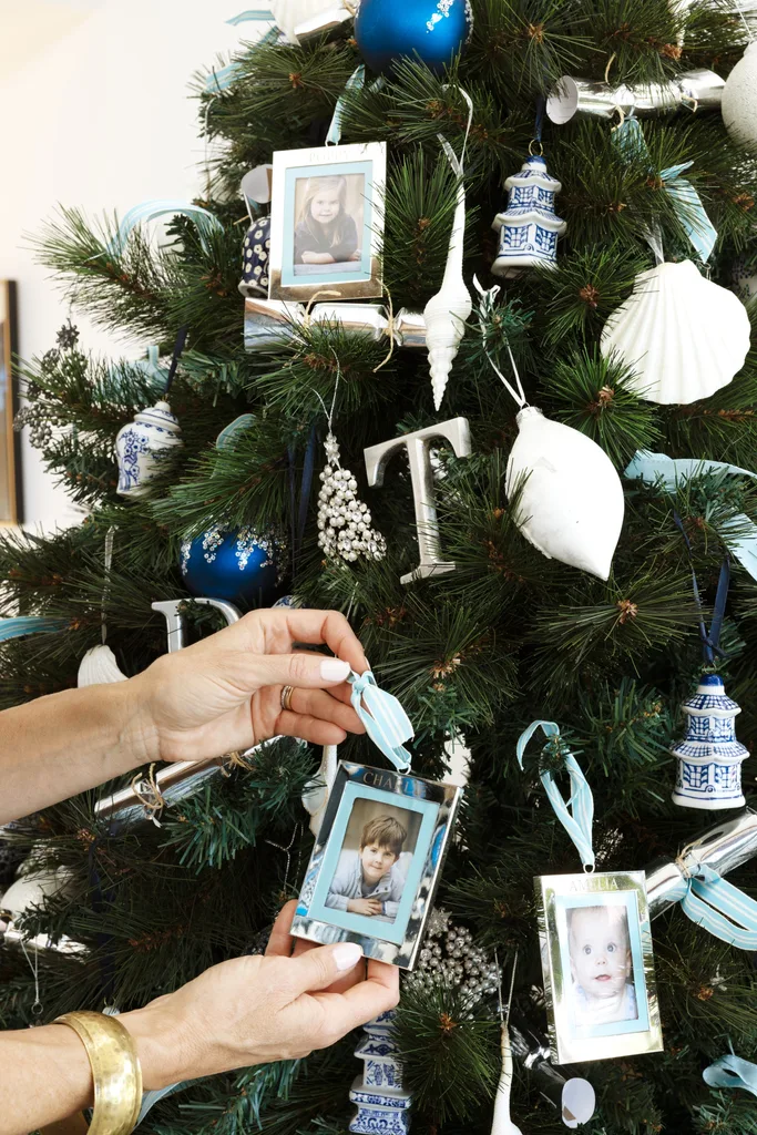 Melinda Hartwright Christmas Decorating