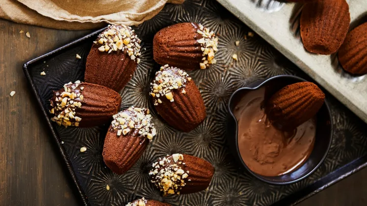 20 decadent chocolate desserts to please a crowd