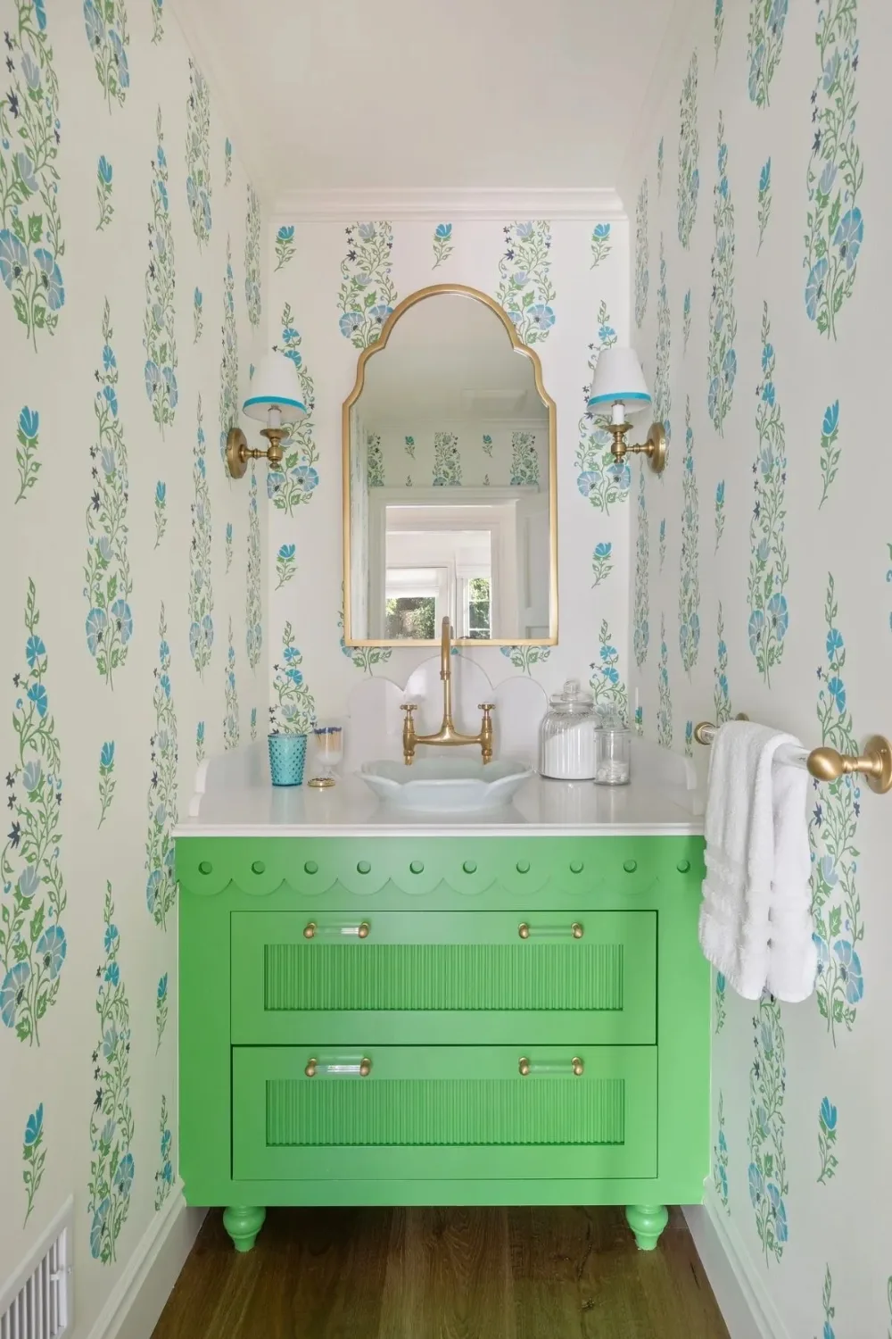Emma Stone LA home vanity